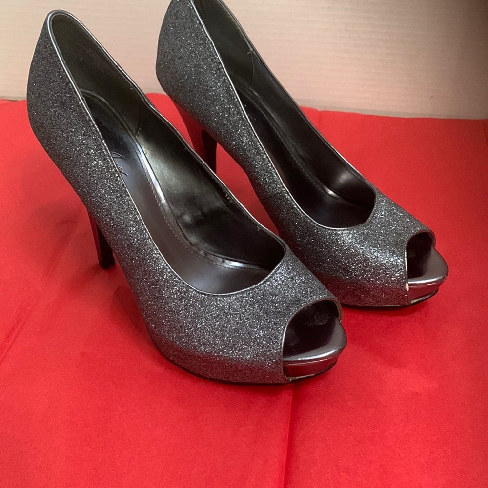 Jacqueline Ferrar metallic glitter peep toe 5” platform pump heels sz9M